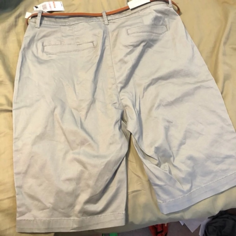 Shorts - Picture 2 of 2